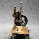 kindernaehmaschine-um-1900-jugendstil-massiv-eisen-guss-mit-ornament.5